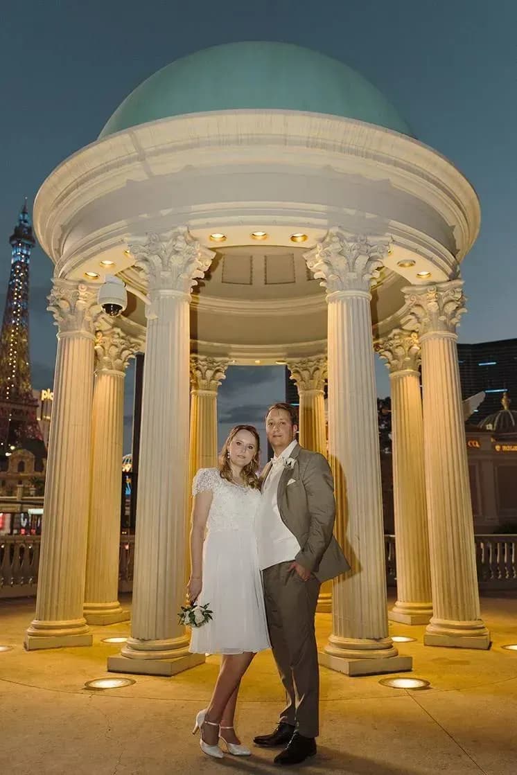 Las Vegas Spaßhochzeit – Pure Vibes Zeremonie