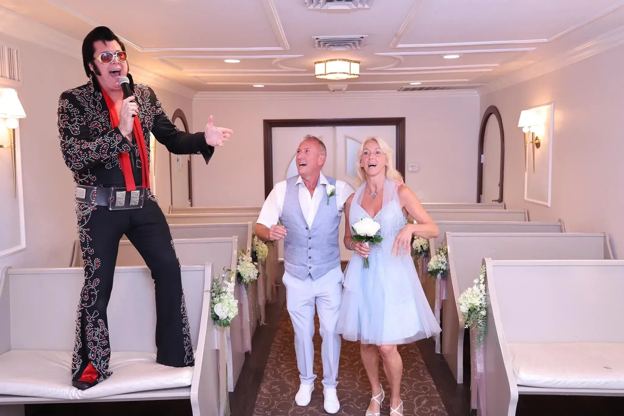 Ist eine Hochzeit mit Elvis in Las Vegas in Europa anerkannt?